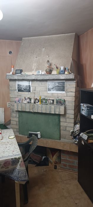 Собственик продава без посредници изгодно къща  до София