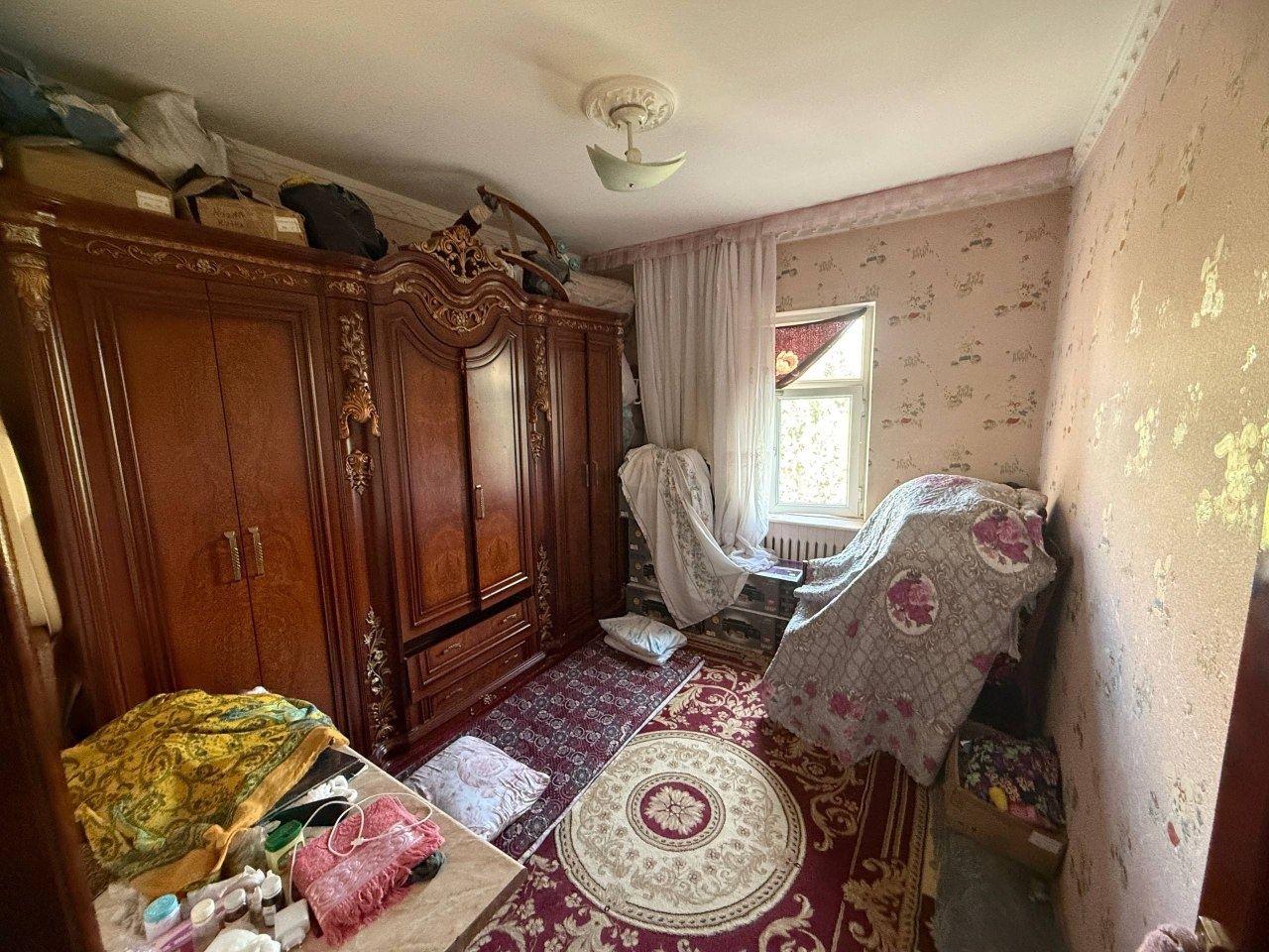 Сотилади Квартира!! Сергели-5, 3/3/9, 100м2. Ор: 3-метро бекати.