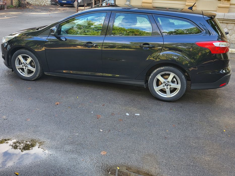 Ford focus 2014 preț negociabil.