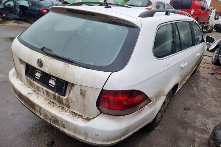 Dezmembrez VW Golf 6  motor 1.6tdi CAYC    cutie de viteze manuala 5+1 trepte kit ambreaj volanta dezmembrari piese turbo