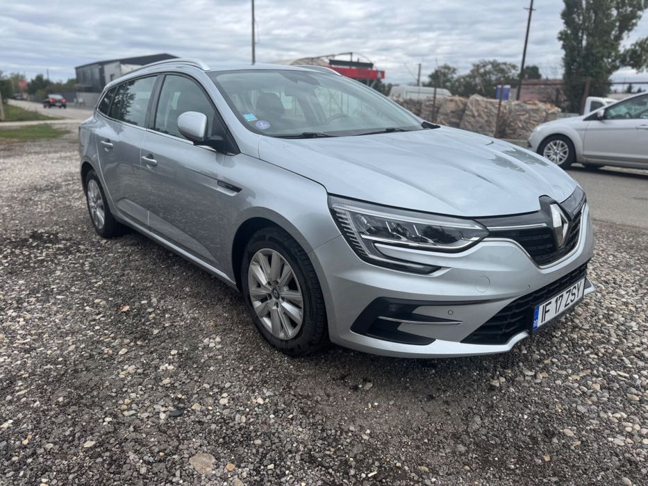 Renault Megane Grandtour E-TECH Plug-in 160