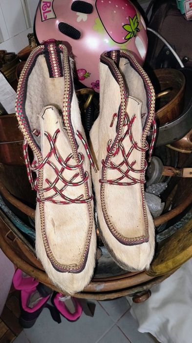 cizmulițe blana focă nr 42,5