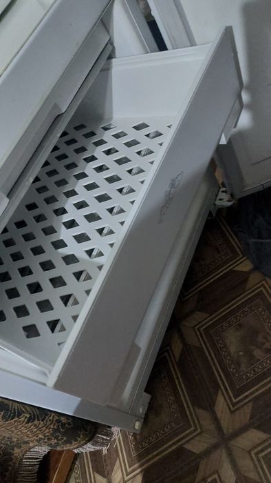 Продаётся Холодильник Бирюса