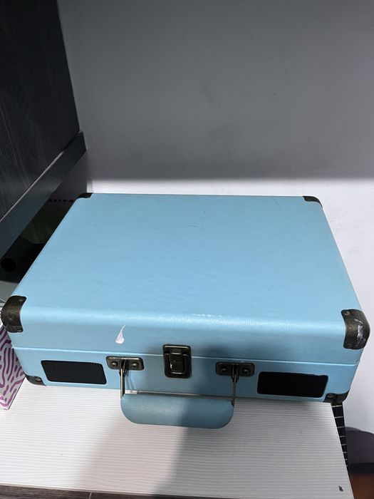 Виниловый проигрыватель