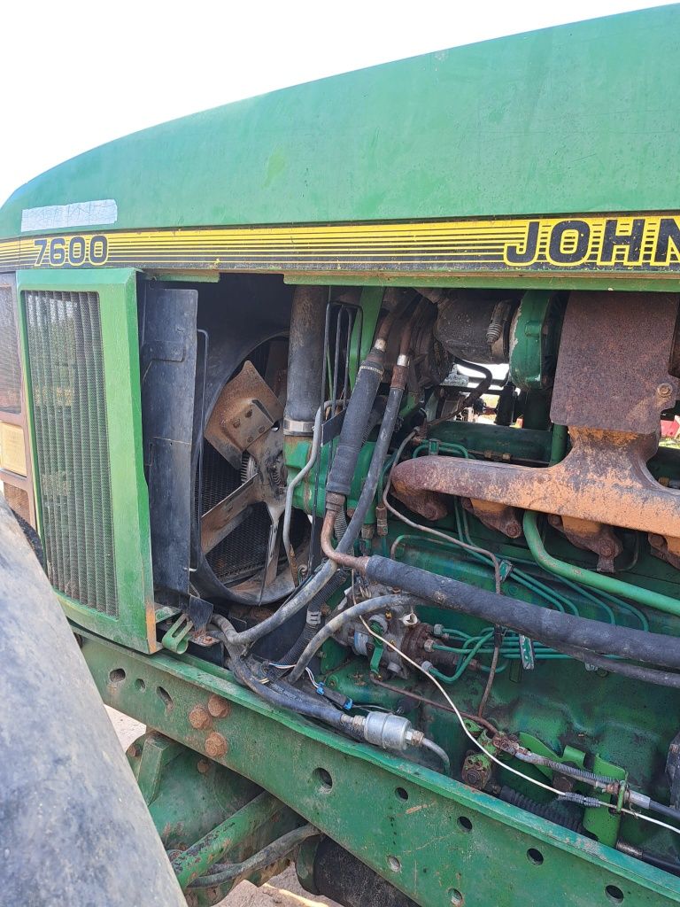 Vand John Deere 7600