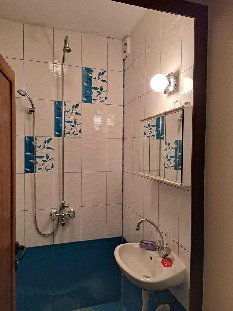 Продава се Къща в с. Баня, Област Бургас - 245 кв.м за 1000 €/кв.м - Снимка #13