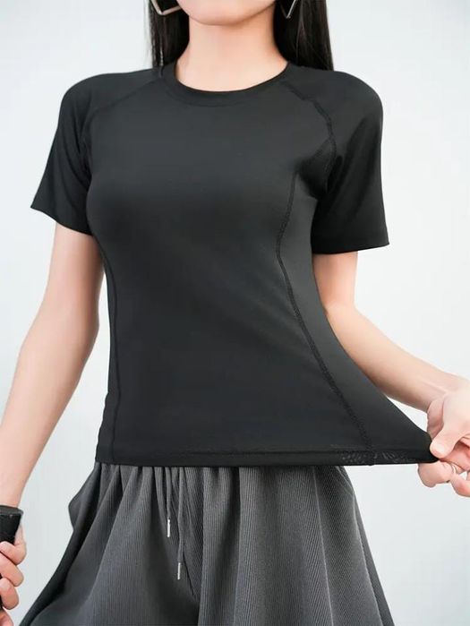 Футболка для волейбола или для купание