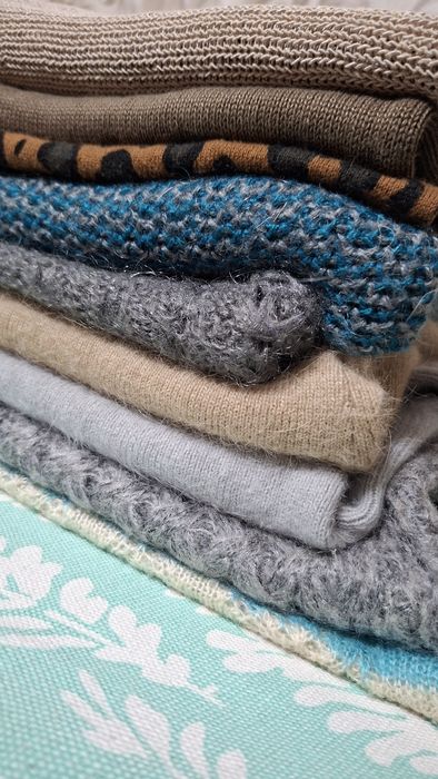 Женские свитора-кофты размер S-M