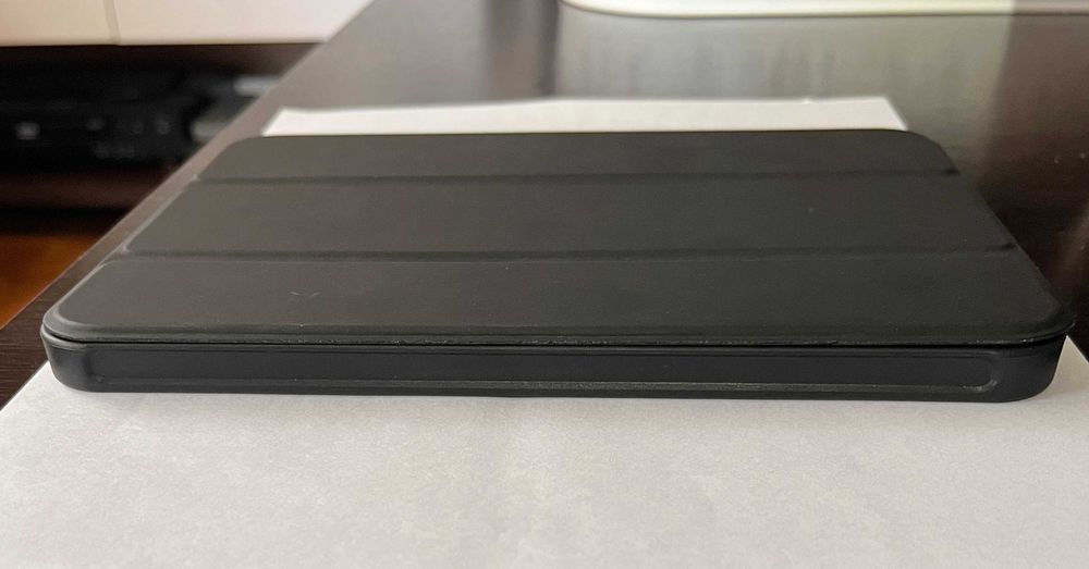 Vând husă de protecție Next One pentru iPad Mini 6-7