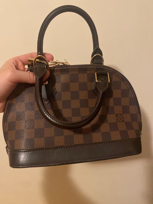 Geanta luis Vuitton
