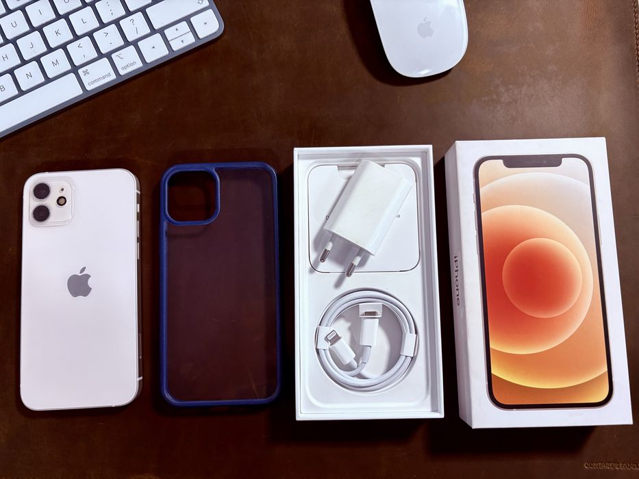iPhone 12 white 64 GB к-т със зарядно кабел кейс и стъклен протектор