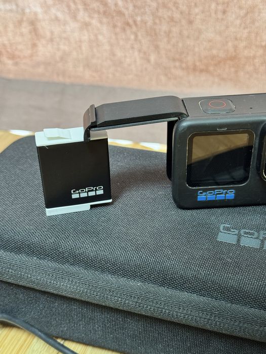 Go Pro Hero 11 cu Max lens