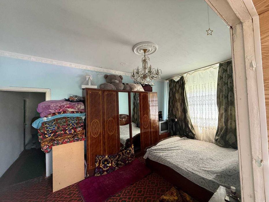 Коракамиш 1 хона сотилади яхши ремонт кириб яшашга таййор