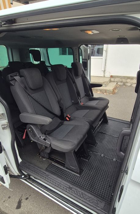 Vând Ford transit custom maxi / long