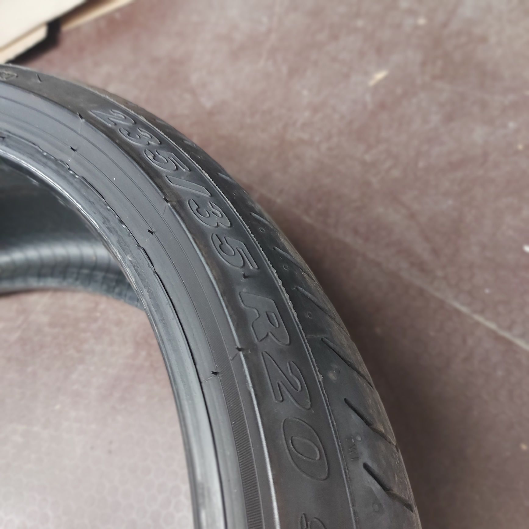 235/35/20"pirelli 1бр.гума