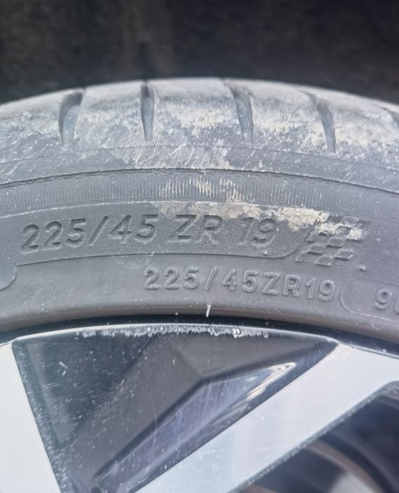 Anvelope vara Michelin Pilot Sport 5, 225/45 zr19 96w