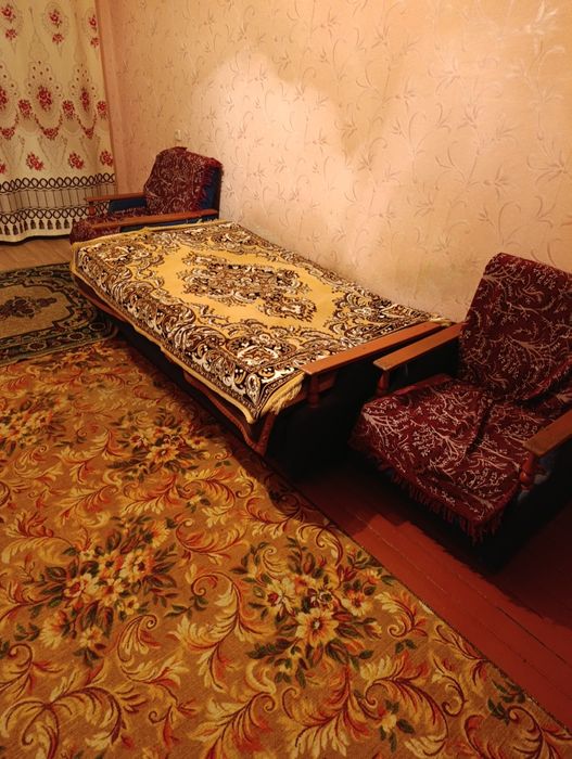 Отдам даром старую мебель