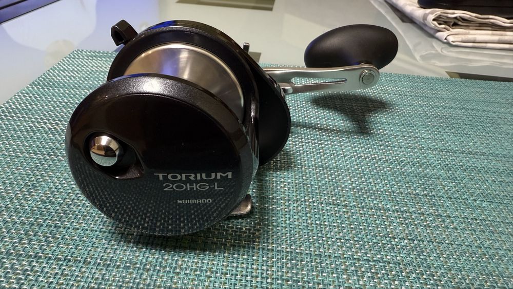 SHIMANO Torium 20 AL HG - Мултипликатор