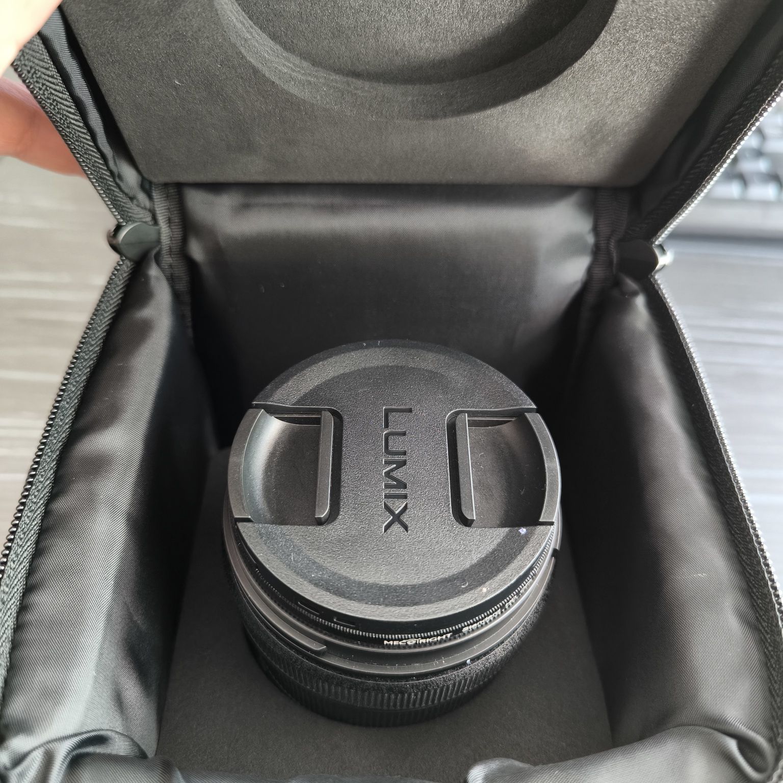 Obiecti Lumix 20-60mm f3.5-5.6 cu geanta și filtru protecție pbonus