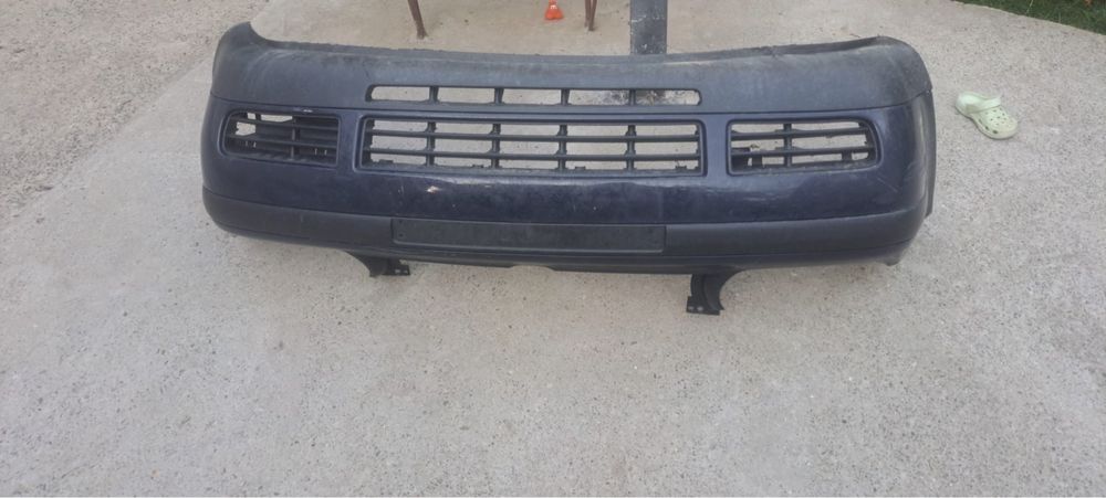 Masca Fata Golf 4,Faruri,Oglinda Dreapta.