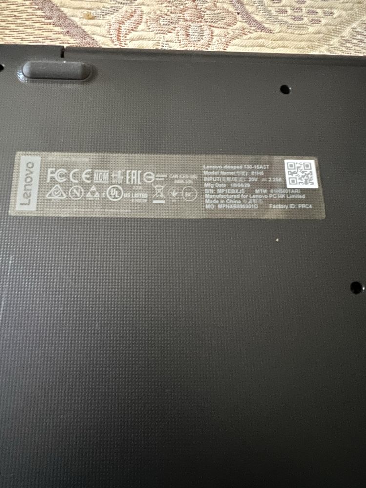 Laptop Lenovo IdeaPad 130 - AMD E2, 4GB RAM, 500GB HDD, Windows 10