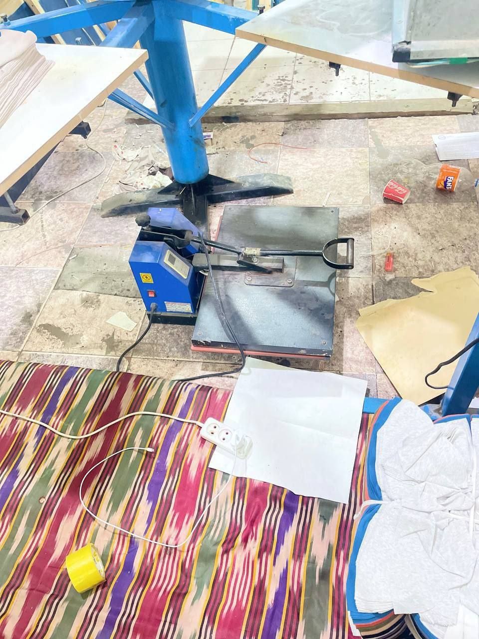 Karusel pechat sotiladi 6 proxodlik va 40x60 sm press aparat