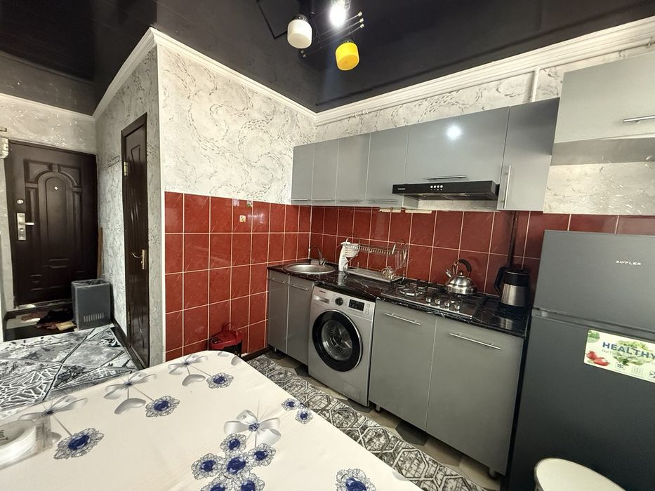 Продается 1 ком квартира  1 этаж район телеграф