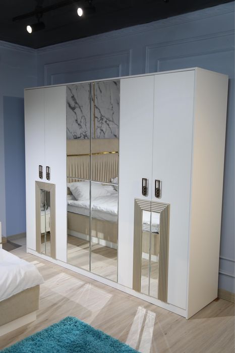 Продам шкаф новый