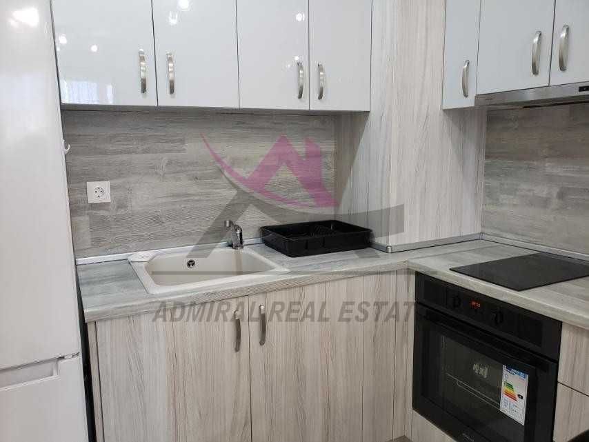 Дава се под наем Двустаен апартамент в Варна, Младост 1 - 62 кв.м за 511 € - Снимка #1