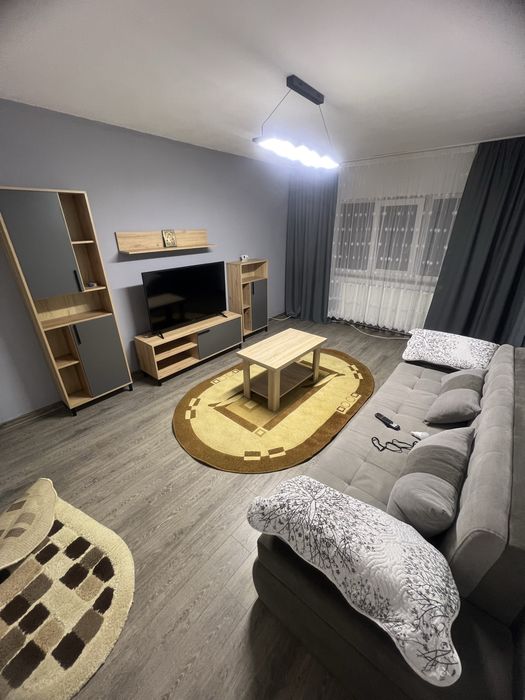 Inchiriez apartament 2 camere Gavana Lidl etaj 1 decomandat