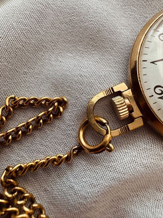 Vand/ schimb ceas de buzunar raketa impecabil