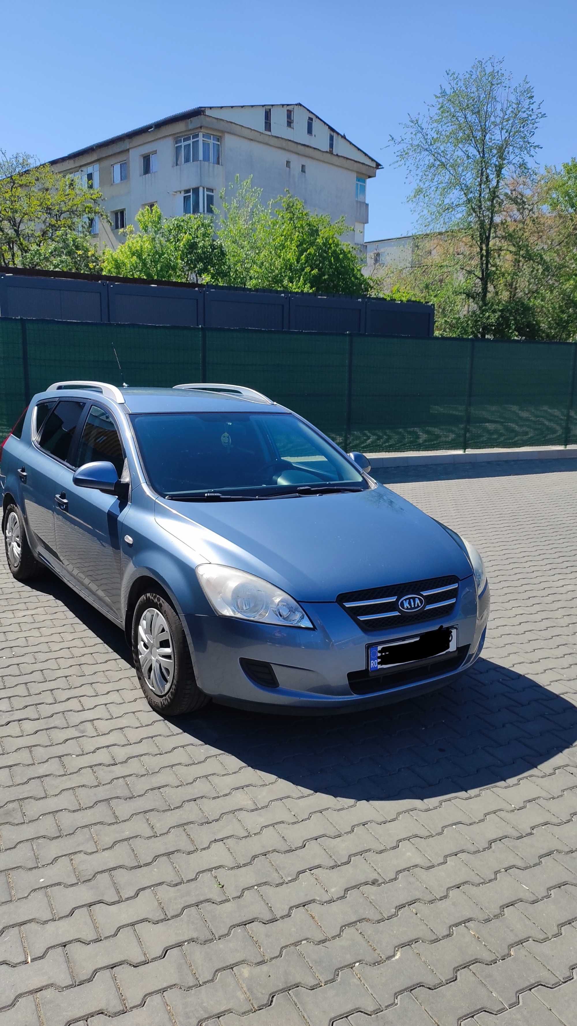 KIA CEED SW  1.4 - 109 CP ( 2008 )