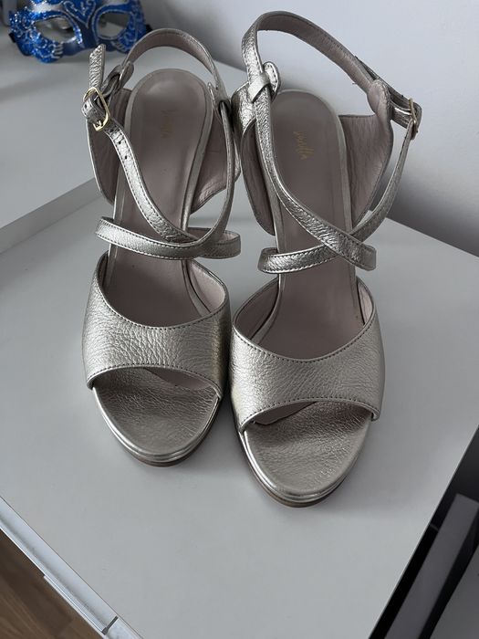 Sandale elegante cu toc, aurii Vanilla nr 39
