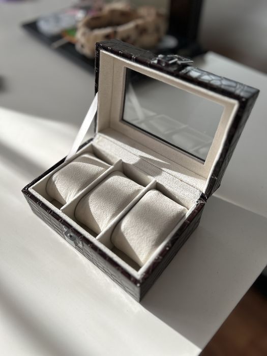 Cutie depozitare ceasuri