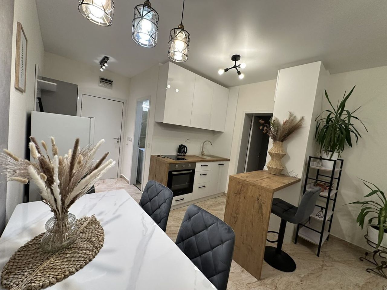 Продава се Двустаен апартамент в Свети Влас - 84 кв.м за 1250 €/кв.м - Снимка #7