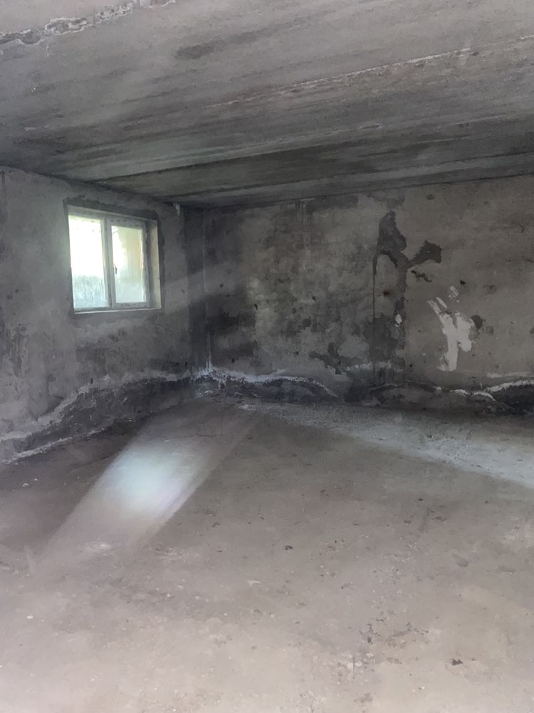 Продается цокольный этаж в 7 этажнем Доме