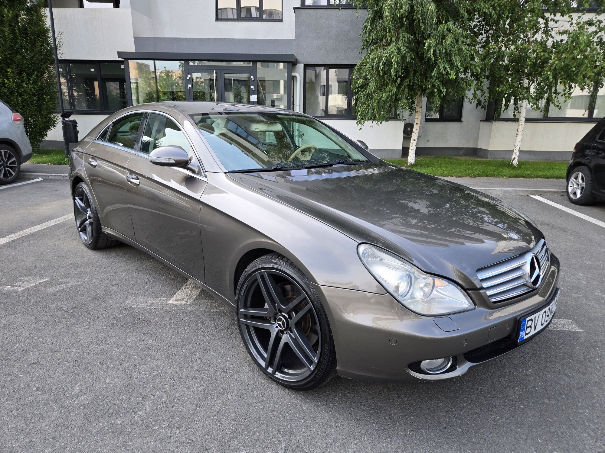 Mercedes-Benz CLS 500 Deosebit Extra Full Stare Ireprosabila Variante
