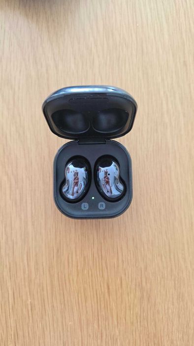 Samsung Galaxy Buds Live
