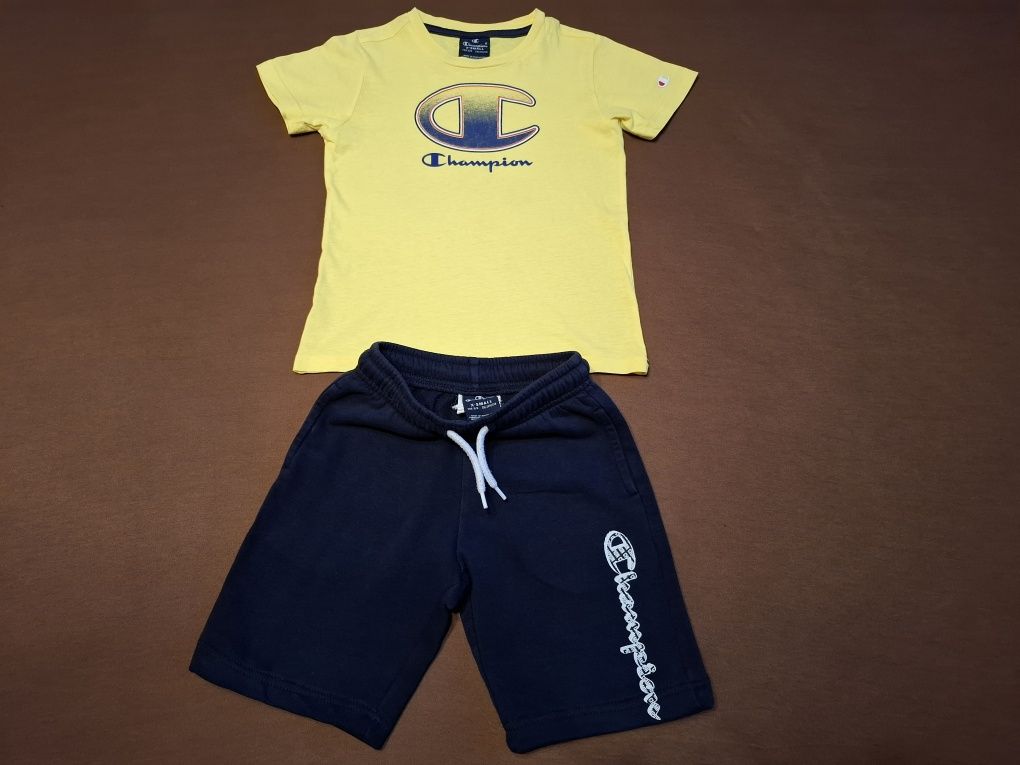 Champion Спортен Екип 5/6 години къси панталони тениска