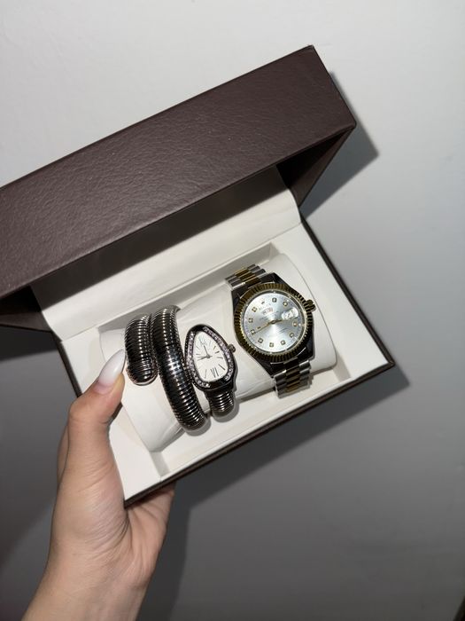 Часы rolex,bulgari в идеальном состаяние