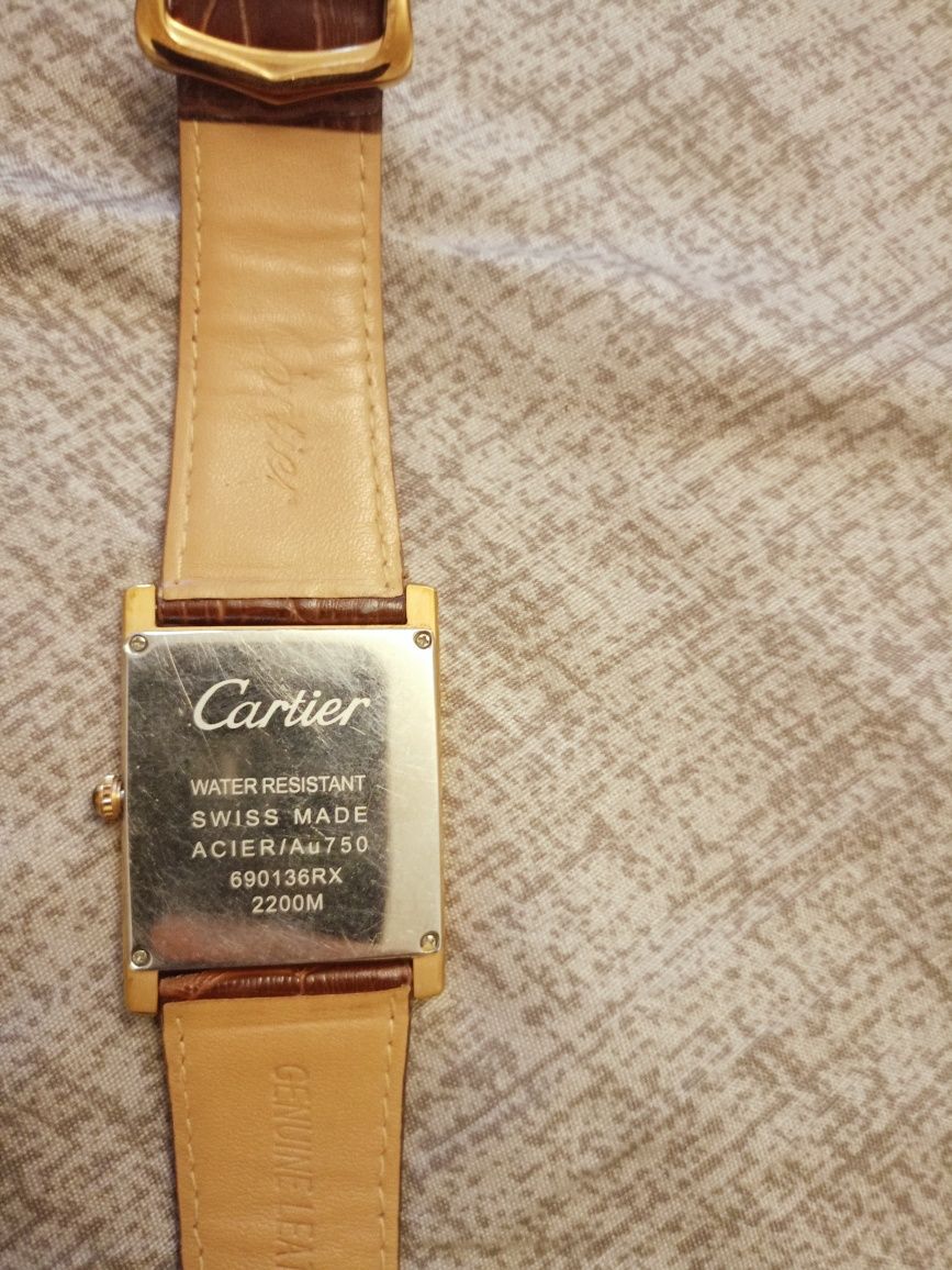 Часы Cartier tank