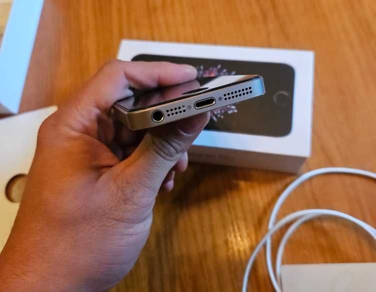 Iphone SE 2016 16gb, 89% батерия, айфон СЕ 2016