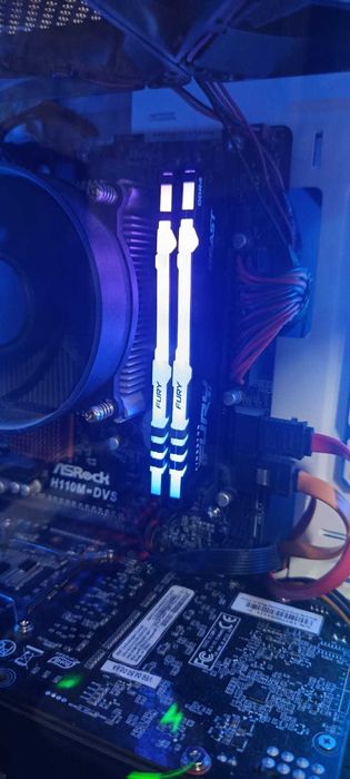 Продам оперативную память Kingston FURY RGB (16Gb) DDR4