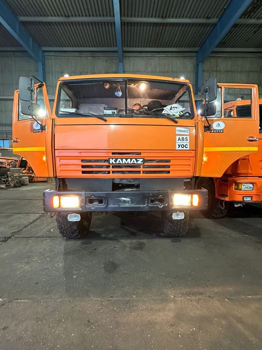 Камаз 43118 топливозаправщик