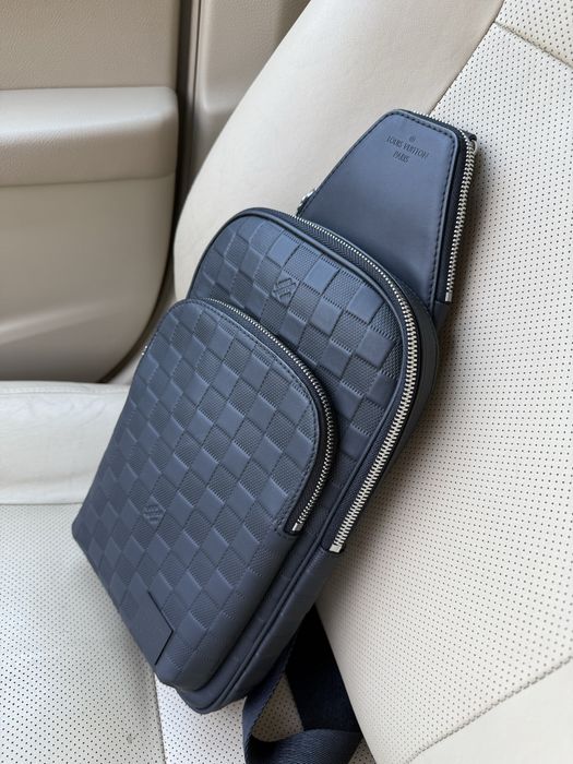 Продаю барсетку мужскую LV