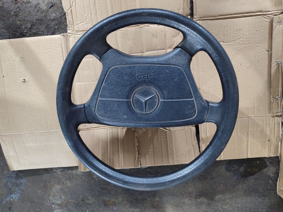 Продам запчасти на Мерседес W202 C180 C200