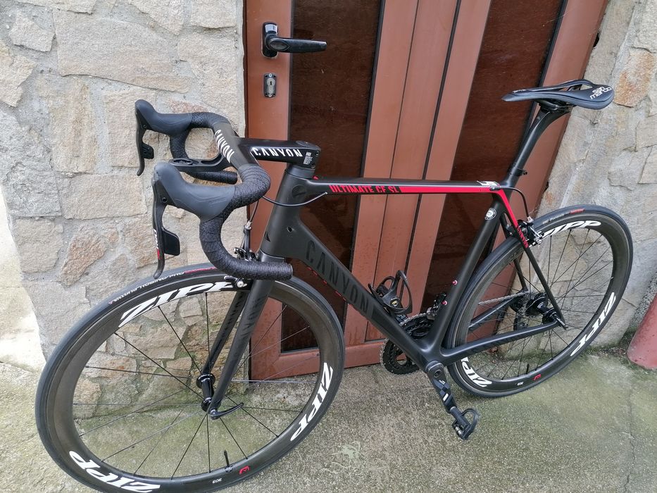Шосеен CANYON Full Carbon 6,8 кг. Sram RED Etap 2*11