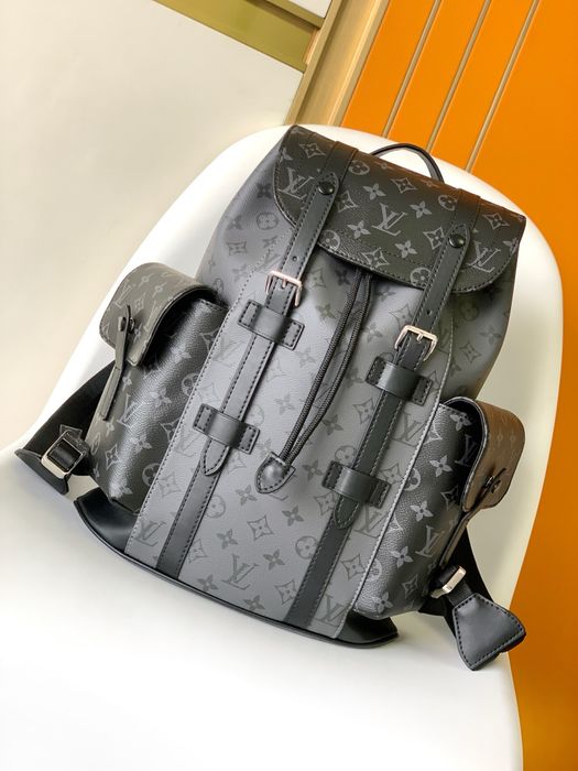 Рюкзаки Louis Vuitton — коллекция Monogram