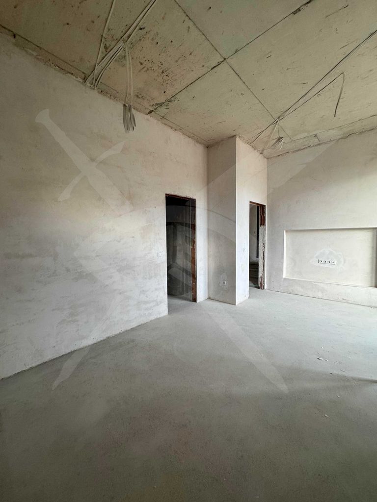 Продава се Тристаен апартамент в Варна, Бриз - 350 кв.м за 858 €/кв.м - Снимка #8