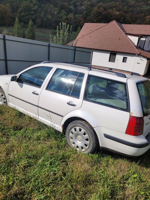 Vând VW Golf IV defect